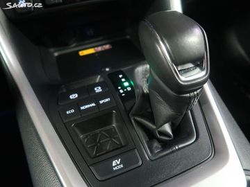 Car image 31