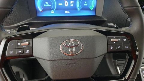 Car image 30