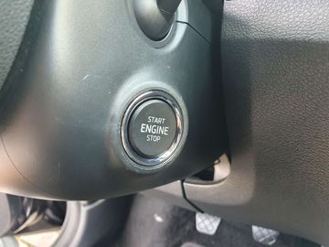 Car image 36