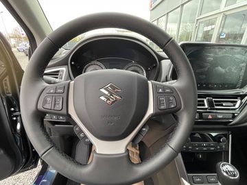 Car image 13