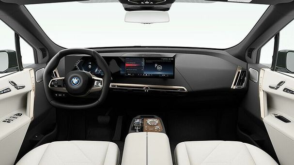 BMW iX M60 455 kW image number 3