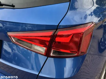 Car image 38
