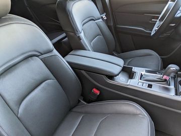 Car image 26