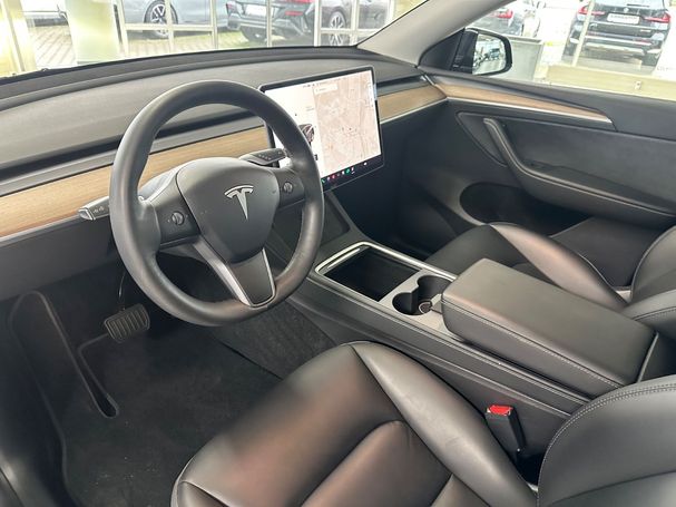 Tesla Model Y 60 Long Range AWD 378 kW image number 9