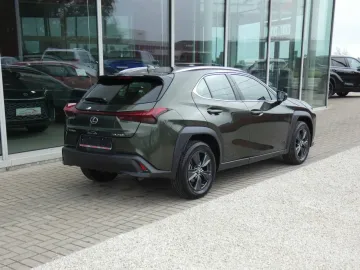 Car image 31