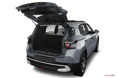 Car image 14