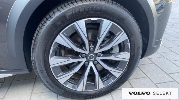 Volvo V90 Cross Country AWD 146 kW image number 19