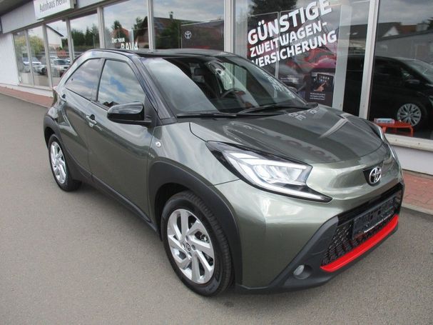 Toyota Aygo X 53 kW image number 2