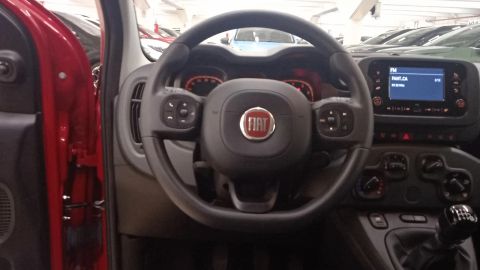 Car image 13