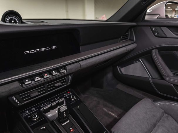 Porsche 992 Carrera 4 GTS Cabrio 357 kW image number 30