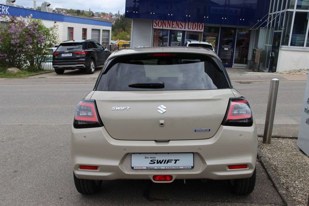 Suzuki Swift 1.2 Hybrid Comfort 61 kW image number 3