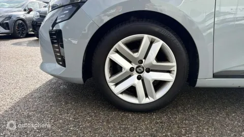 Car image 20