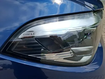 Car image 35