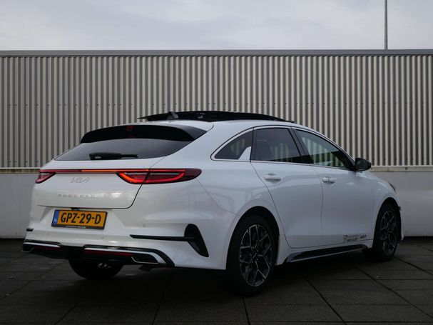 Kia ProCeed 1.5 T-GDI GT Line 103 kW image number 3