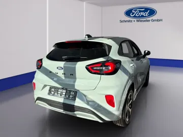 Car image 27
