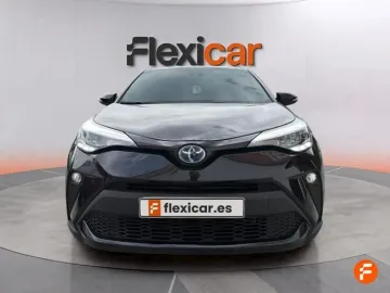 Car image 3