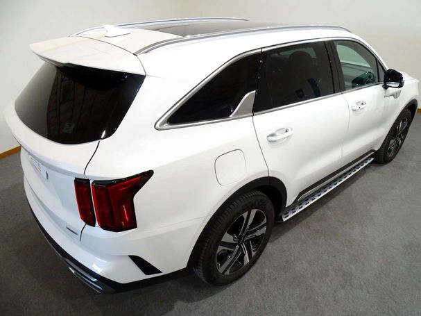 Kia Sorento 1.6 T-GDI 169 kW image number 8