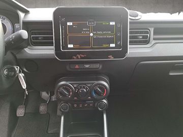 Car image 14