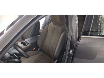 Car image 36