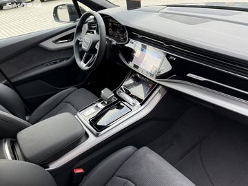 Car image 37