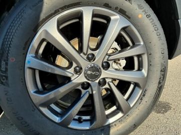 Car image 28