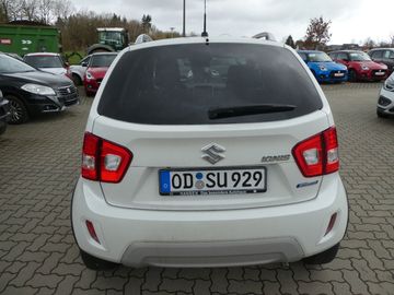 Car image 11