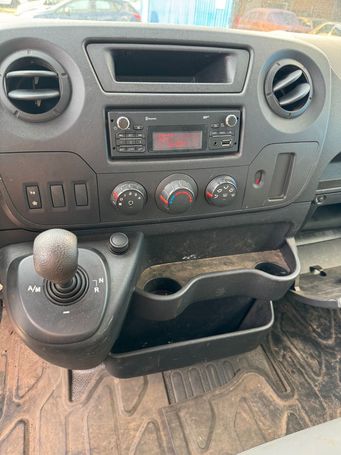 Renault Master 110 kW image number 12