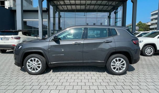 Jeep Compass 1.5 T4 48V e-Hybrid Altitude 96 kW image number 7