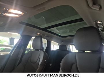 Car image 36