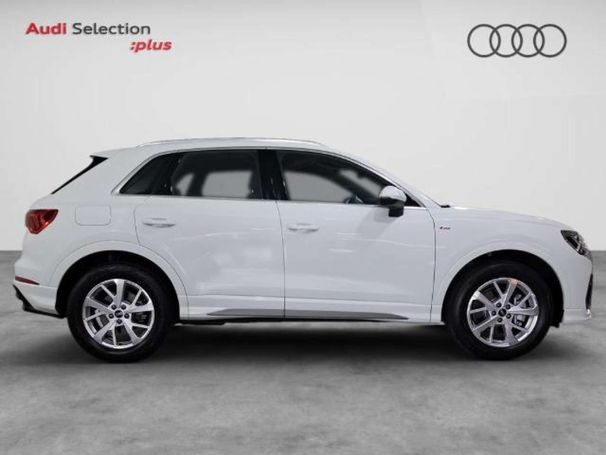 Audi Q3 45 TFSIe S tronic S-line 180 kW image number 3