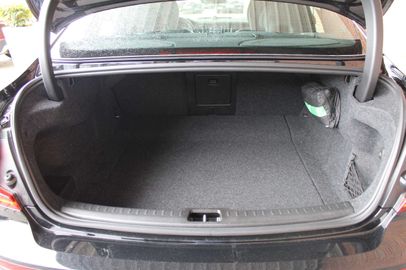 Car image 31