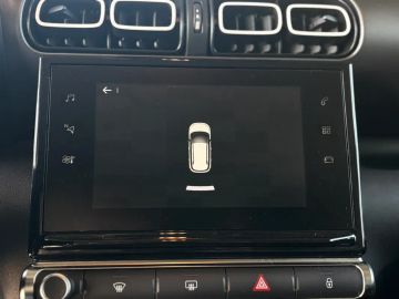 Car image 33