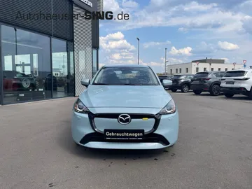 Car image 3