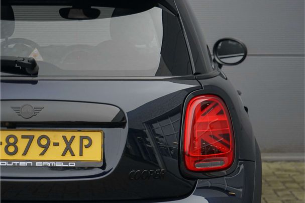 Mini Cooper Edition 100 kW image number 16