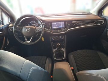 Car image 11