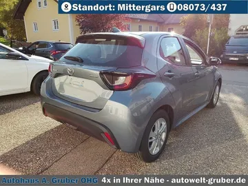 Car image 5