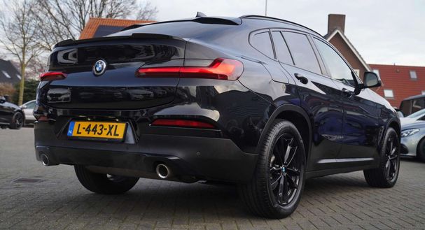 BMW X4 xDrive20i 135 kW image number 4