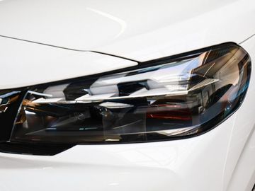 Car image 28