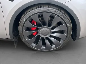 Car image 37