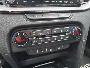 Car image 38