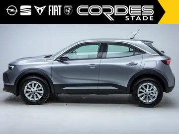 Car image 3