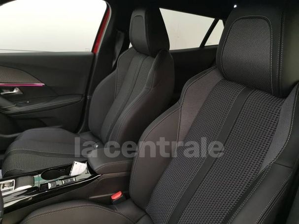 Peugeot 2008 PureTech 130 96 kW image number 7