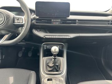 Car image 11