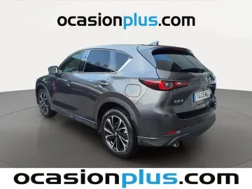 Car image 4
