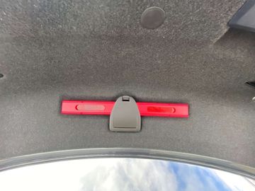 Car image 41