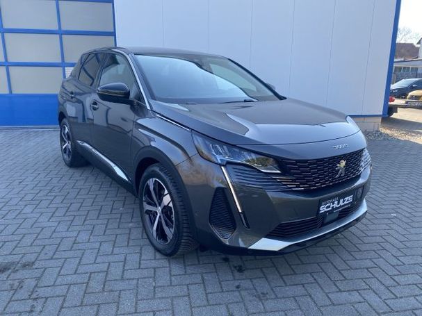 Peugeot 3008 PureTech 130 GPF Allure 96 kW image number 2