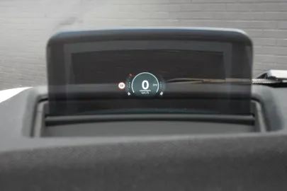 Car image 33