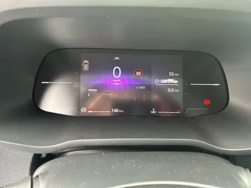 Car image 30