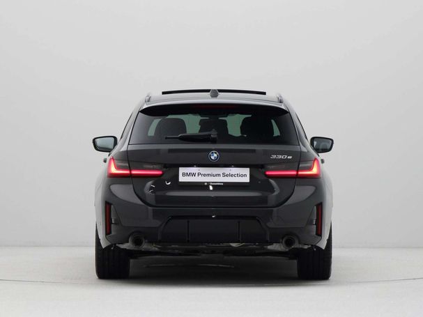 BMW 330 e Touring 215 kW image number 10