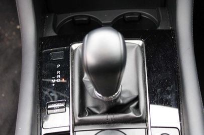 Car image 23